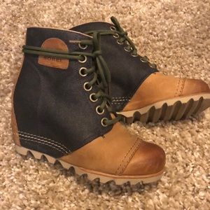 Sorel 1964 Premium wedge boot size 6